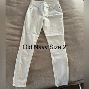 Old Navy Women's Cream Skinny Jeans